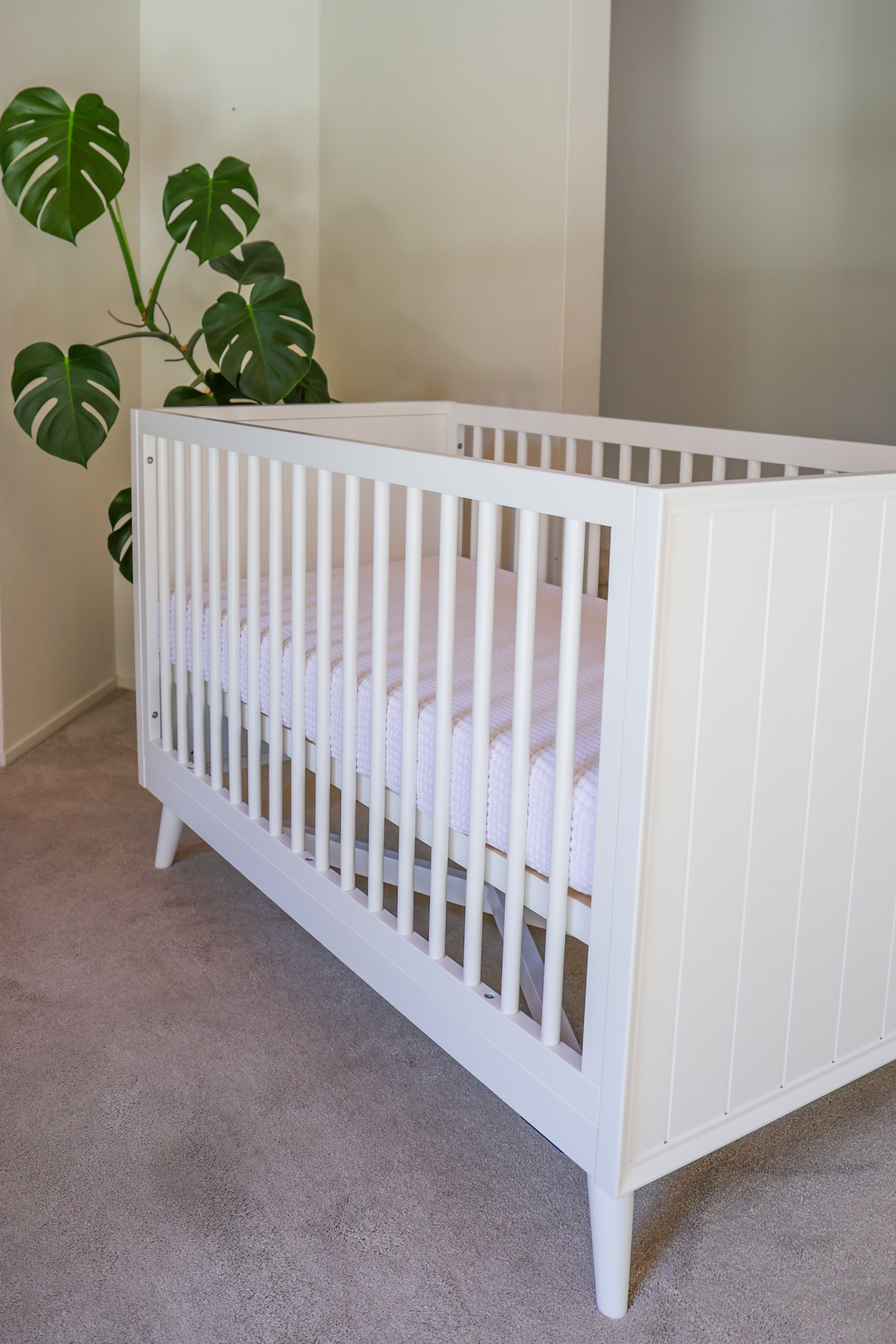 Abella Cot