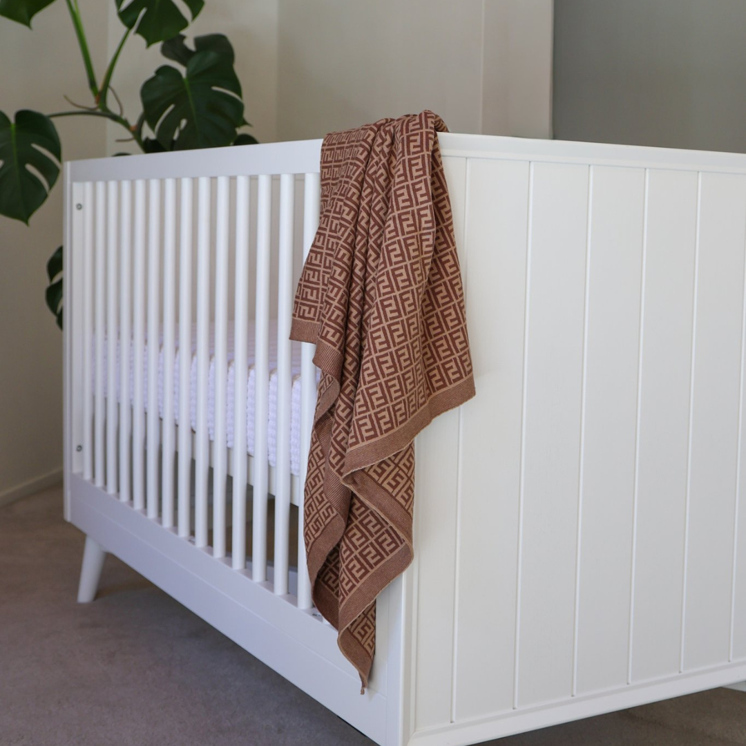 Modern Luxe Knit Blanket – Style Meets Comfort