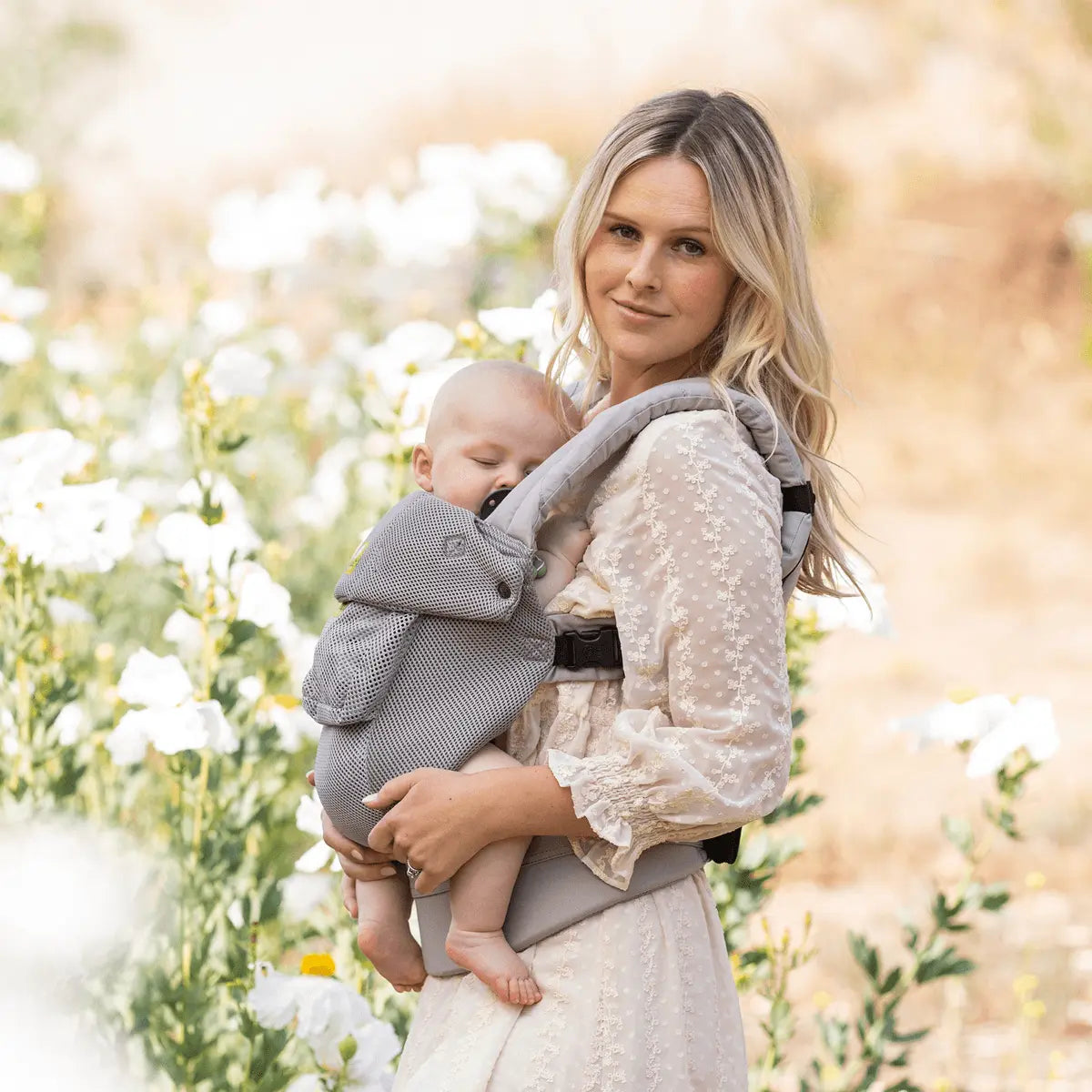 Lillebaby - Complete Airflow Baby Carrier BOULEVARD KIDS LTD2