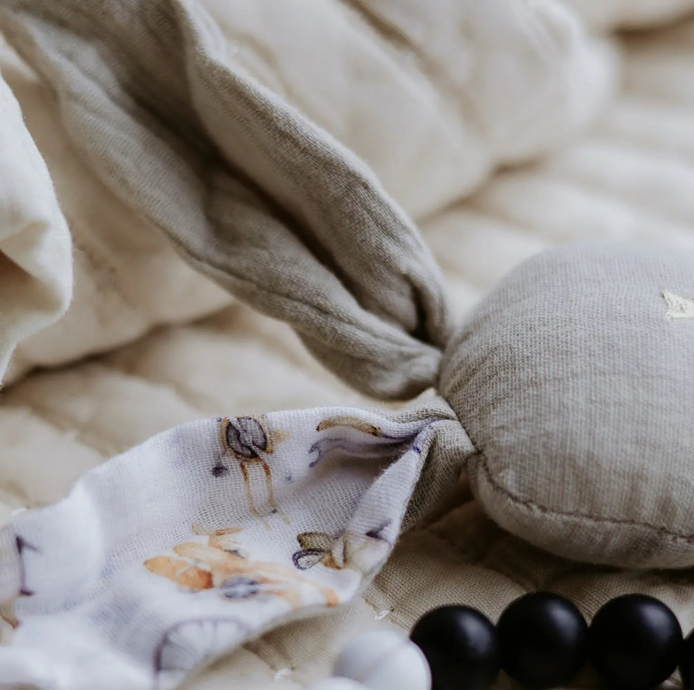 gender neutral baby nursery
