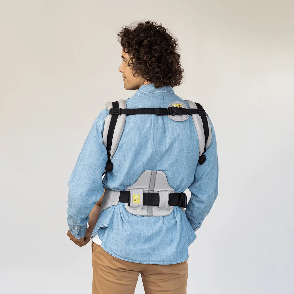 Lillebaby - Complete Airflow Baby Carrier BOULEVARD KIDS LTD2
